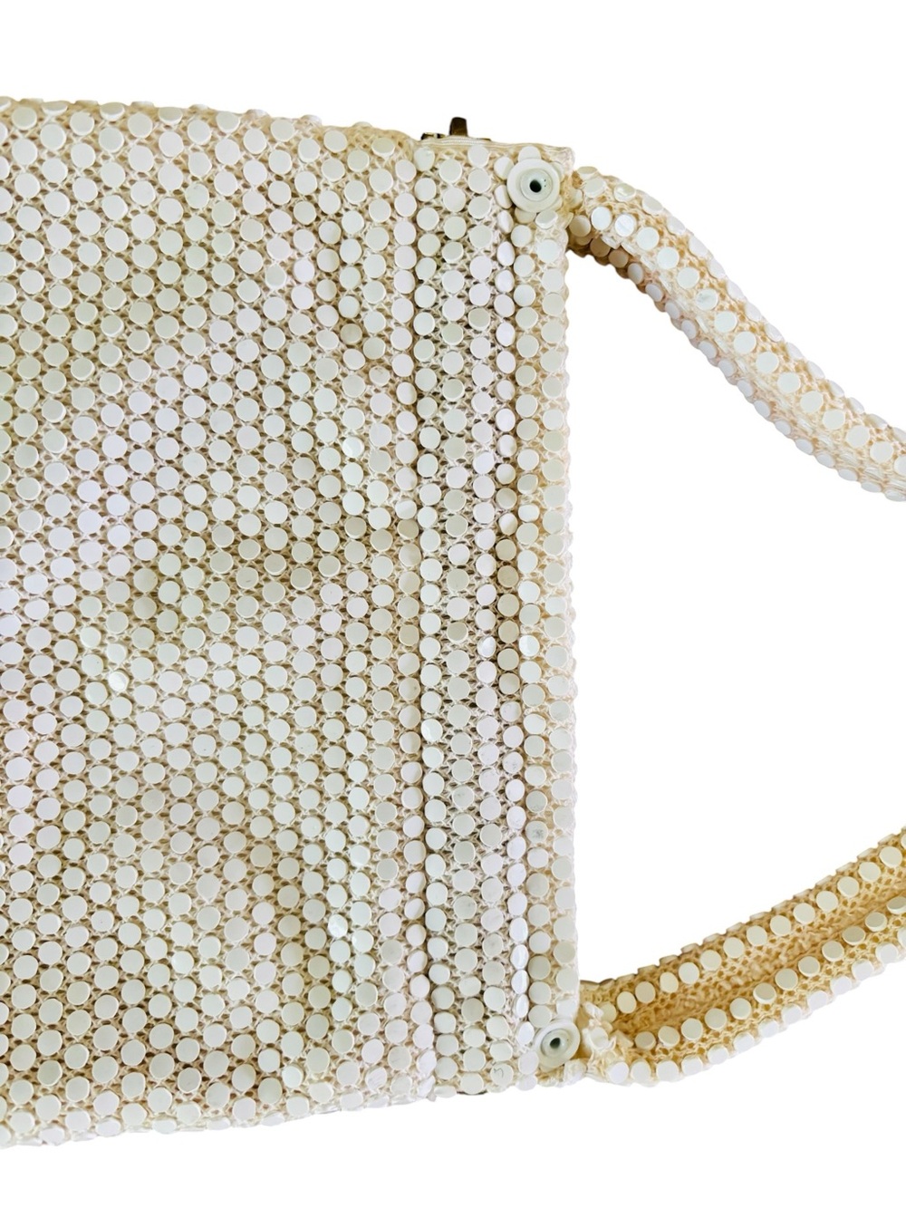 Vintage 1920s Ceramic Flat Bead White Mesh Crossbody Bag with Snap Closure - Picture 4 of 12